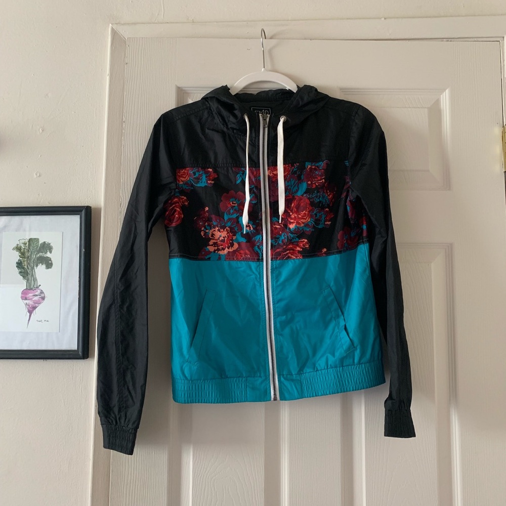 EMPYRE WIND BREAKER